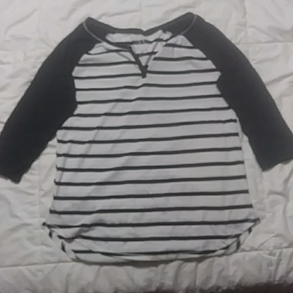 Raglan tee